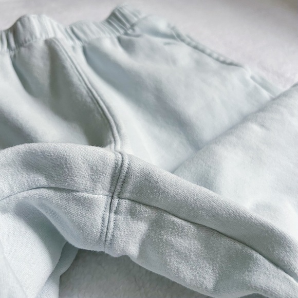 Hollister Feel Good Fleece Dad Joggers Light Blue Small - Short - Picture 8 of 11